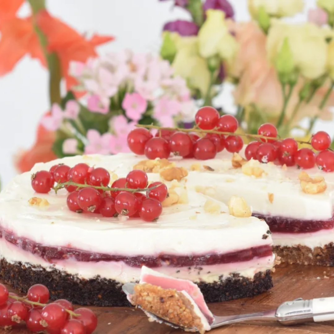 Cheesecake met notenbodem en frambozen