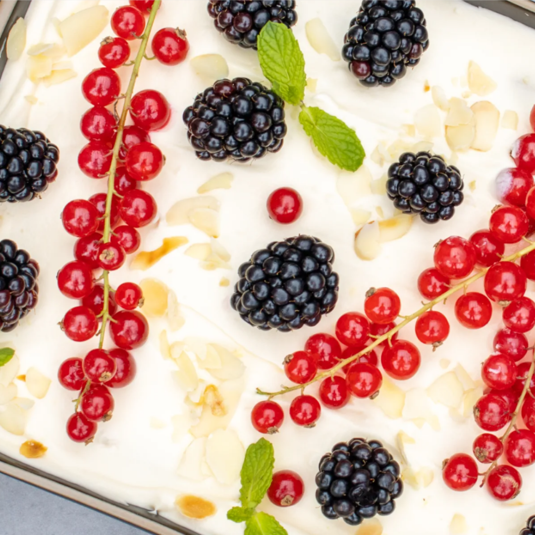 Rood fruit tiramisu
